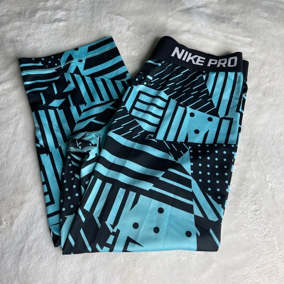 Nike leggings - Picture 3 of 6